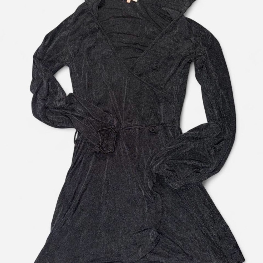 Elegant Black Long Sleeve Dress